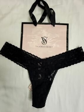 Victoria’s Secret Vintage Sheer Heart Lace Thong Panty – Black – Size OS – 2013
